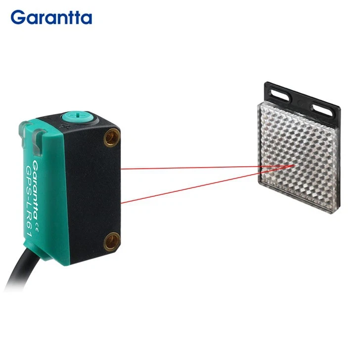 Sensor und Reflektor